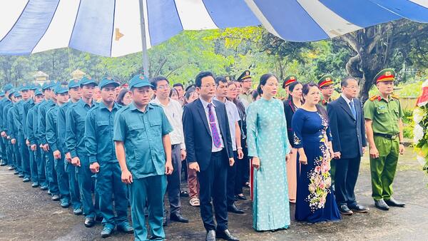 XÃ NGỌK BAY TỔ CHỨC LỄ VIẾNG NHÀ BIA TƯỞNG NIỆM NHÂN KỶ NIỆM 80 NĂM NGÀY QUỐC KHÁNH NƯỚC CỘNG HOÀ XÃ HỘI CHỦ NGHĨA VIỆT NAM
